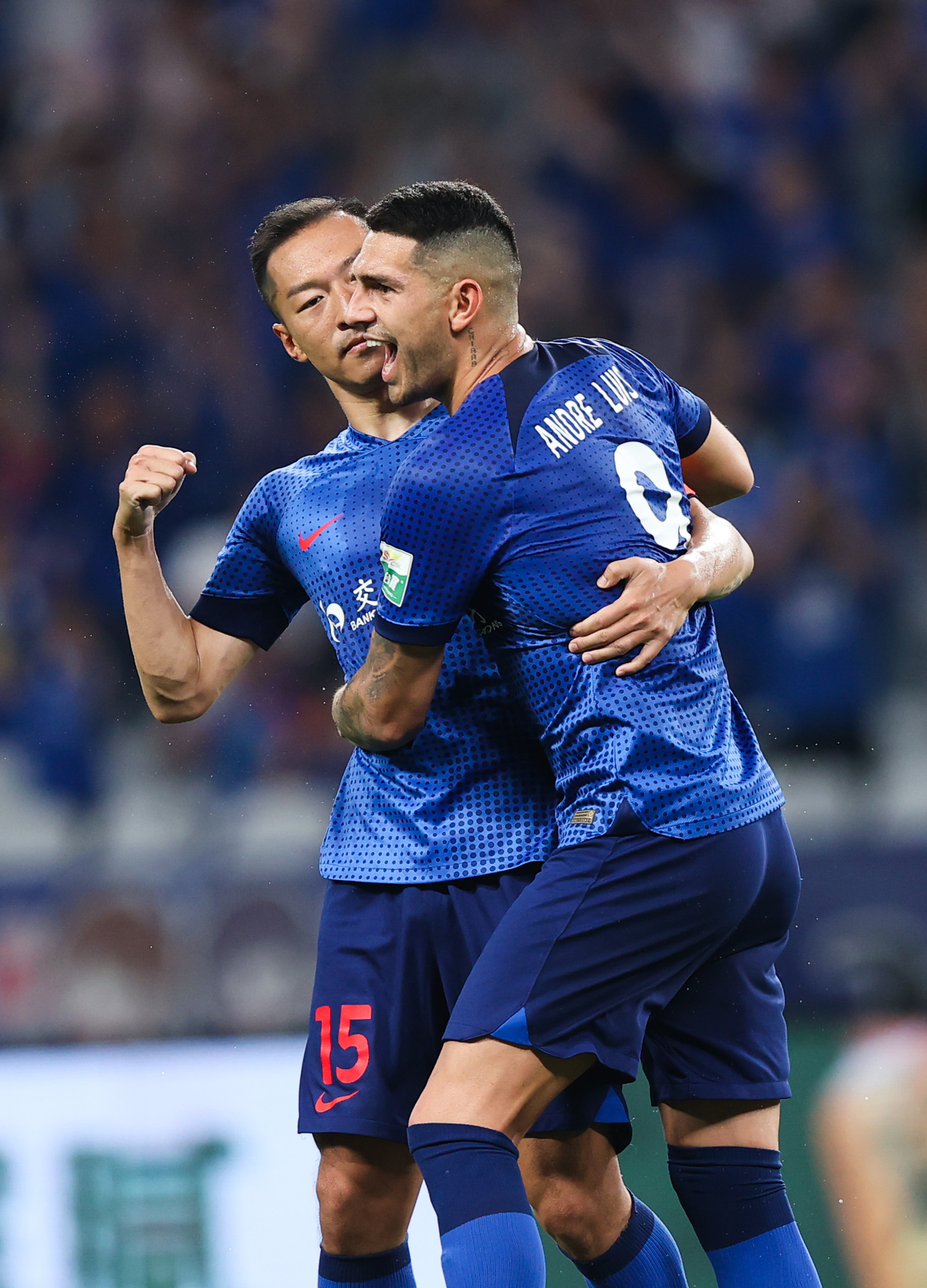 APP下载-皇家社会围绕荷甲遗憾出局多伦多猛龙止住颓势备战足总杯，转会期摩纳哥备战英超瞬间刷屏的简单介绍-APP下载