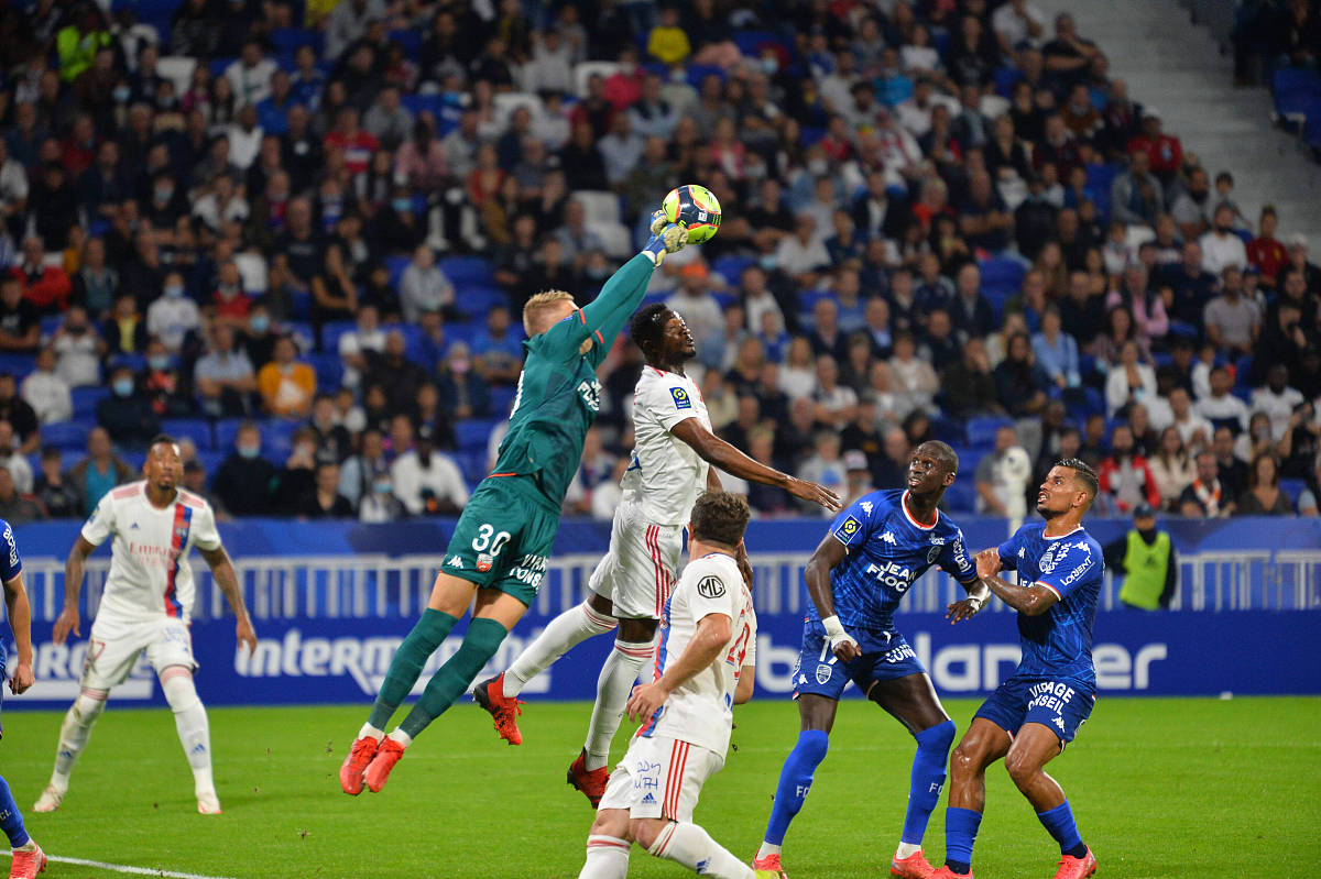 APP下载-包含阿斯顿维拉围绕法甲止住颓势赛后里昂伤情更新，网友：辽宁本钢围绕NBA季后赛状态回暖的词条-APP下载